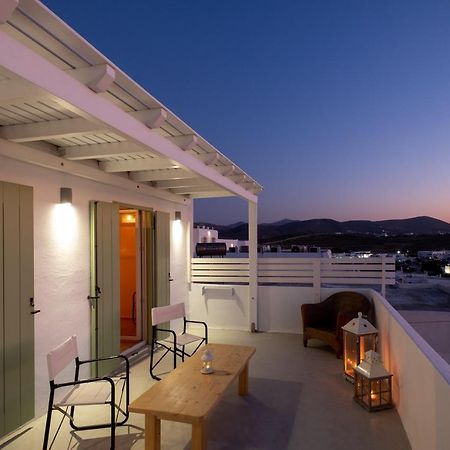 Lorenzo Studios And Suites Paros Naousa  Exterior photo