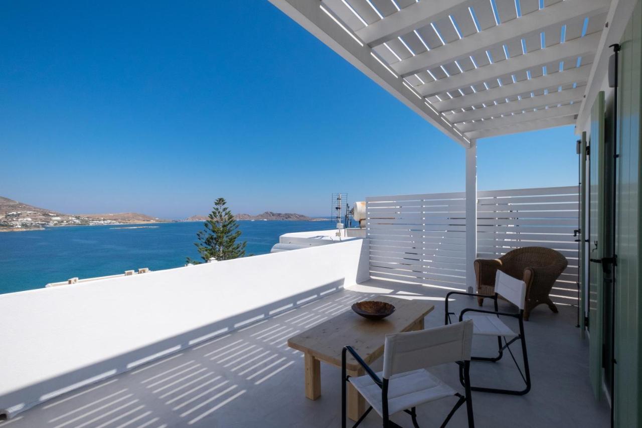 Lorenzo Studios And Suites Paros Naousa  Exterior photo