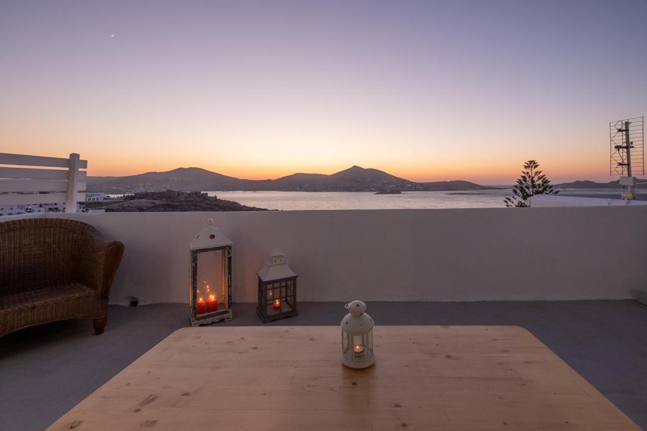 Lorenzo Studios And Suites Paros Naousa  Exterior photo