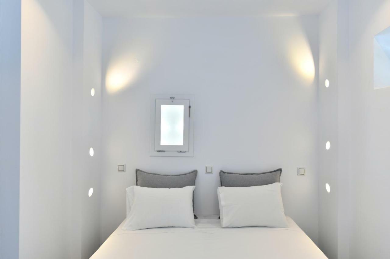 Lorenzo Studios And Suites Paros Naousa  Exterior photo